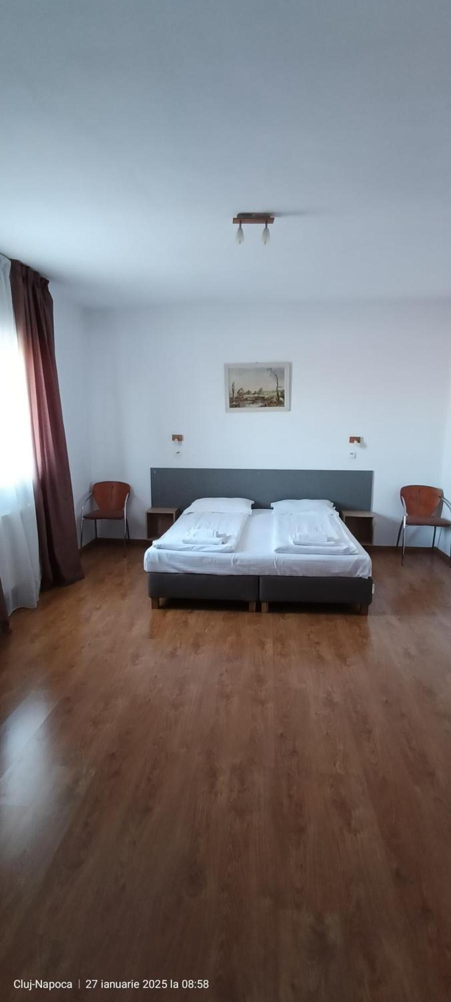 Liliacul Hotel 3*